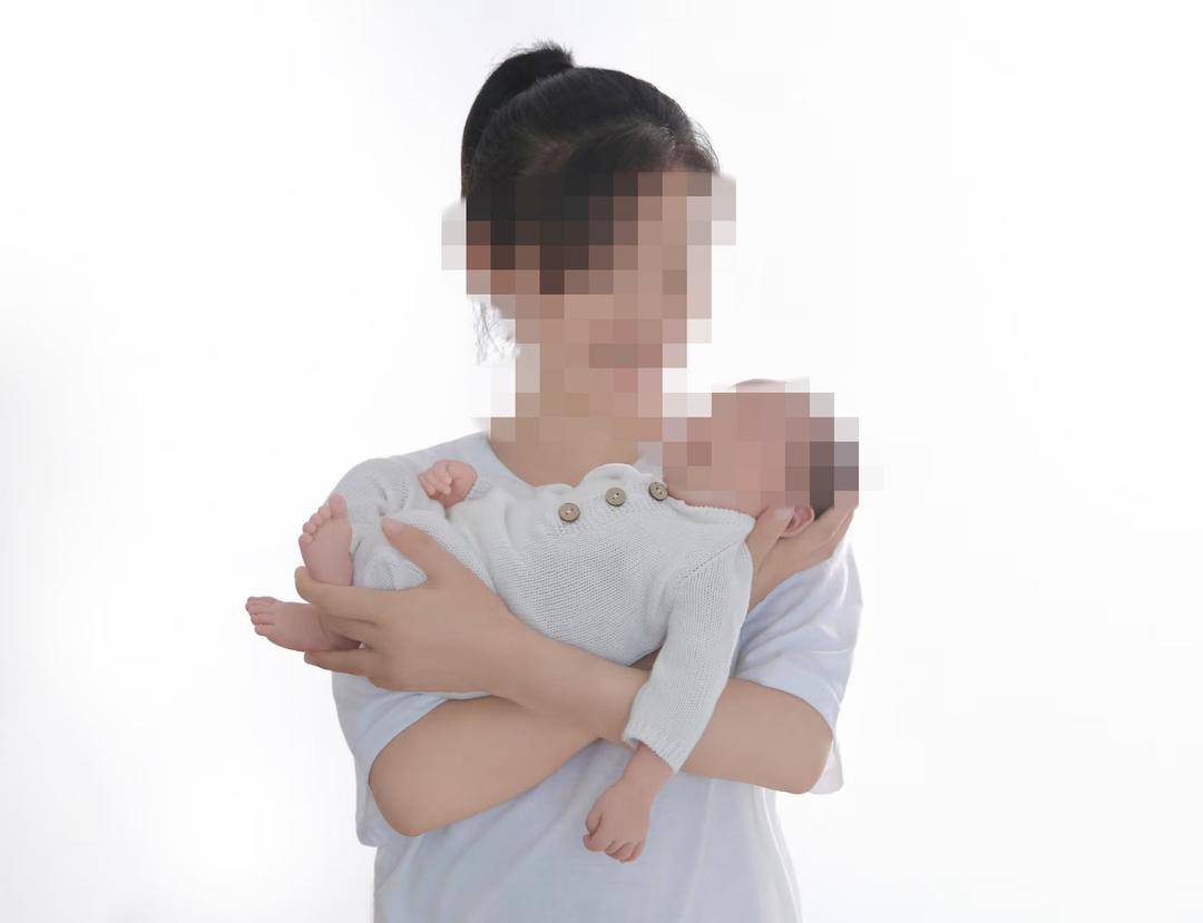 两个月婴儿因窒息死亡，检察院：亲生父亲涉嫌“过失致人死亡”