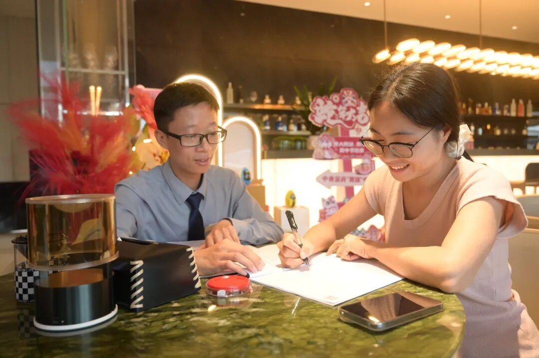 赣州蓉江新区首张房票成功购房！