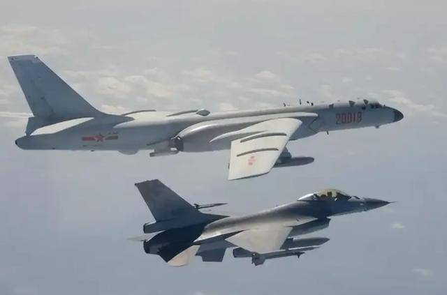 对等反制！日舰刚过航台海，再签70亿军售大单，052D直奔日本家门口