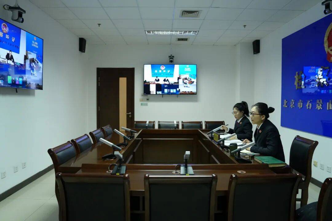 30年没离开过上海的保安，突然“被北京法院判了”，账户被冻结、欠债百万…
