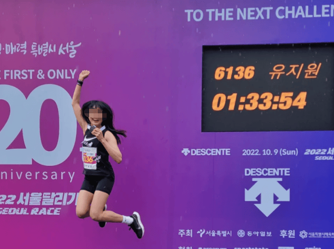 25岁女网红参加首尔马拉松比赛时不幸离世，倒下时离终点只剩497米……